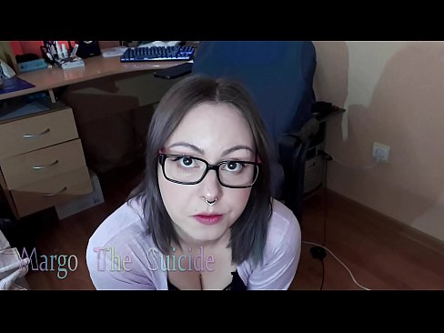 ❤️ Sexy holka s brýlemi kouří dildo hluboko na kameru ❤️ Super porno u cs.allo-sex.ru ❌️