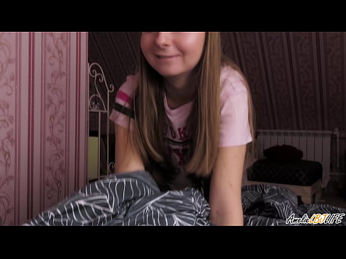 ❤️ Blondýnka hluboce saje své nejlepší kamarádky a dostává sperma do pusy ❤️ Super porno u cs.allo-sex.ru ❌️