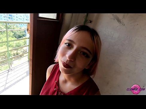 ❤️ Studentka smyslně kouří cizince ve vnitrozemí - sperma na tváři ❤️ Super porno u cs.allo-sex.ru ❌️